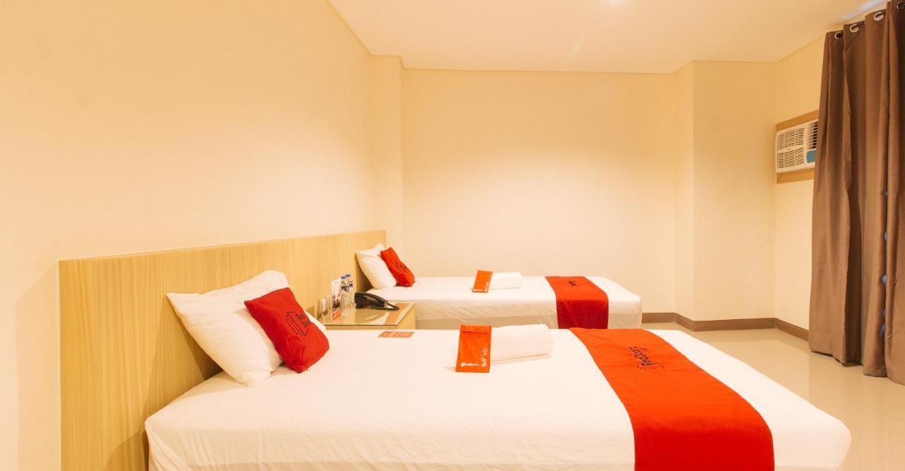 Reddoorz Plus @ Kaizen Suites Taft Avenue Манила Экстерьер фото