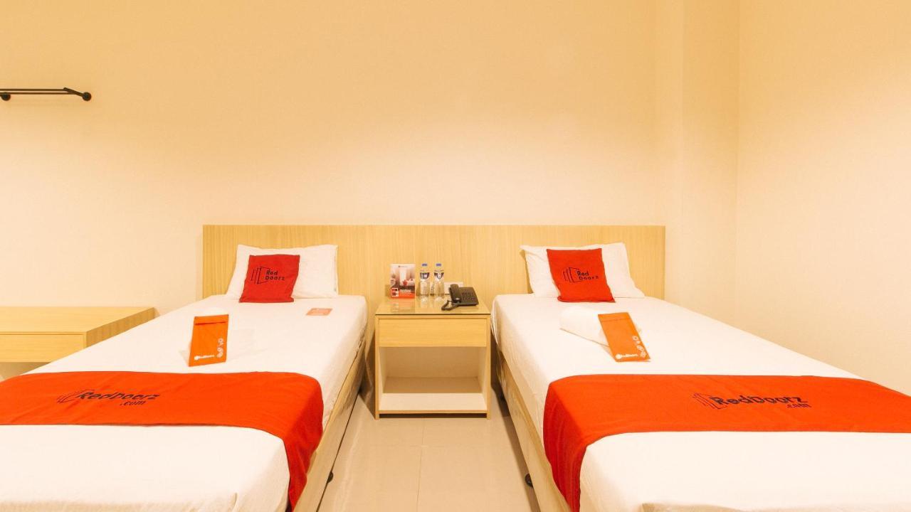 Reddoorz Plus @ Kaizen Suites Taft Avenue Манила Экстерьер фото
