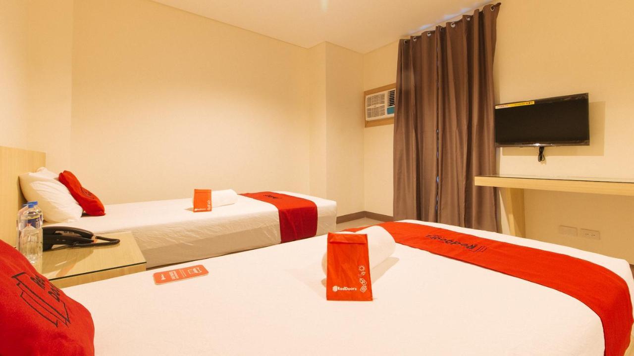 Reddoorz Plus @ Kaizen Suites Taft Avenue Манила Экстерьер фото