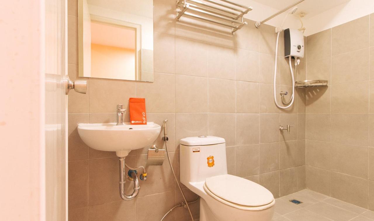 Reddoorz Plus @ Kaizen Suites Taft Avenue Манила Экстерьер фото